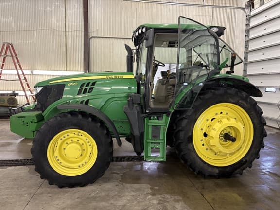 Image of John Deere 6150R equipment image 3