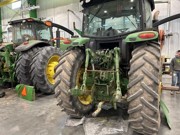 Image of John Deere 6150R equipment image 4