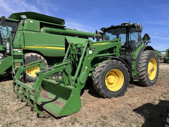 2014 John Deere 6170R Equipment Image0