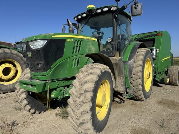 175 - 299 HP Tractors image