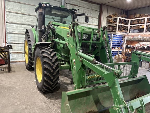 Image of John Deere 6190R equipment image 3