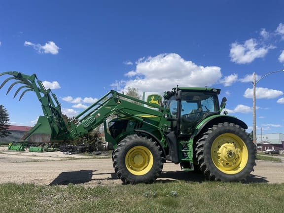 2014 John Deere 6190R Equipment Image0