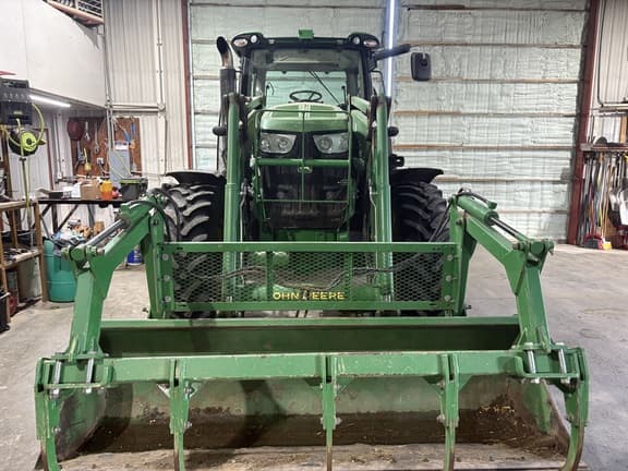 Image of John Deere 6190R equipment image 1