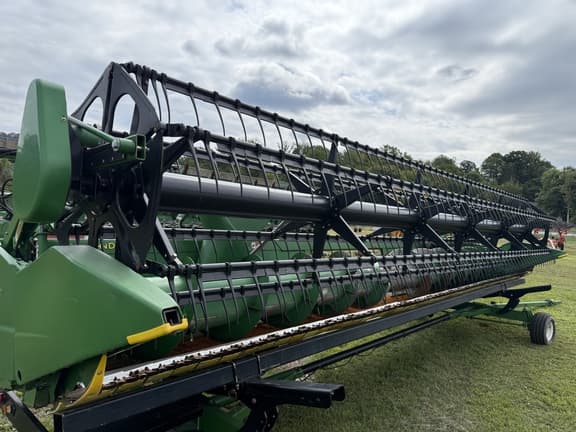 Image of John Deere 625F equipment image 3