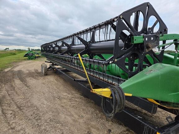 2014 John Deere 635F Equipment Image0