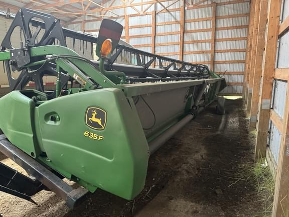 Image of John Deere 635F equipment image 2