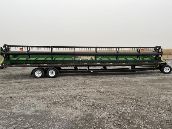 Image of John Deere 635F equipment image 1