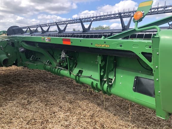 Image of John Deere 635FD equipment image 3