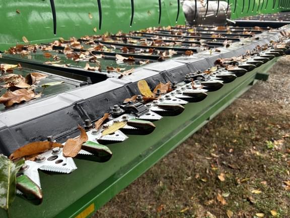 Image of John Deere 635FD equipment image 2