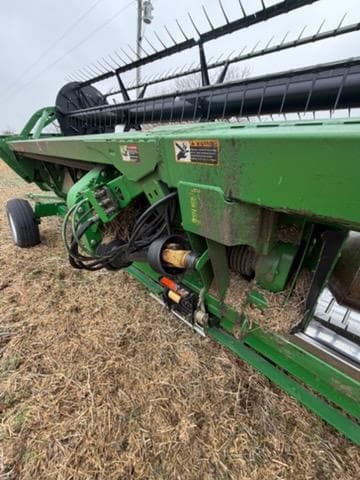 Image of John Deere 635FD equipment image 4