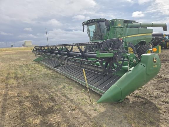 Image of John Deere 640D Primary image