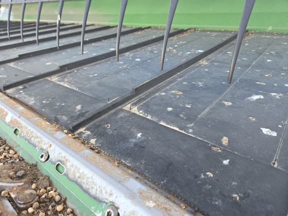 Image of John Deere 640D equipment image 4
