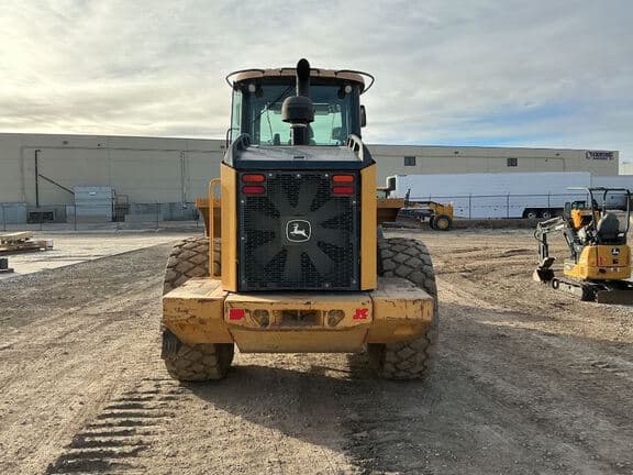 Image of John Deere 644K equipment image 4