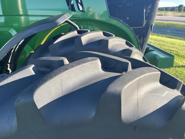 Image of John Deere 7210R equipment image 2