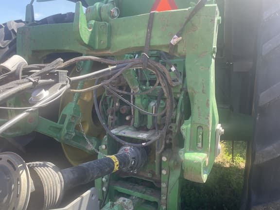 Image of John Deere 7230R equipment image 3
