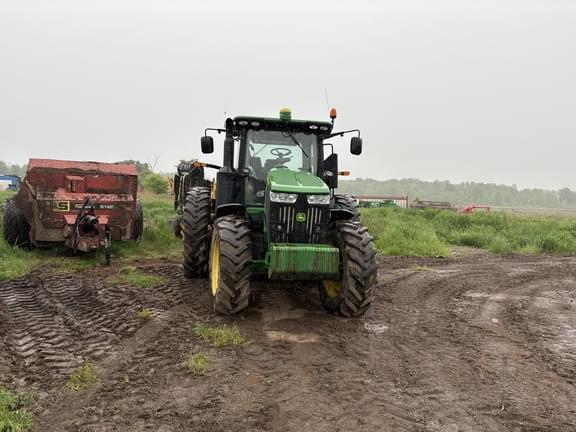 Image of John Deere 7250R equipment image 3