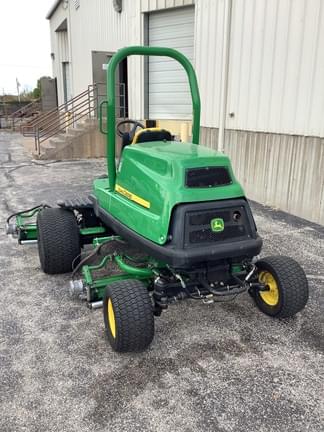 Image of John Deere 7500A equipment image 2