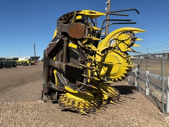 Image of John Deere 770 equipment image 1