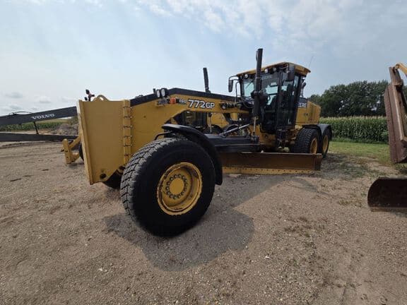 Image of John Deere 772G Primary image