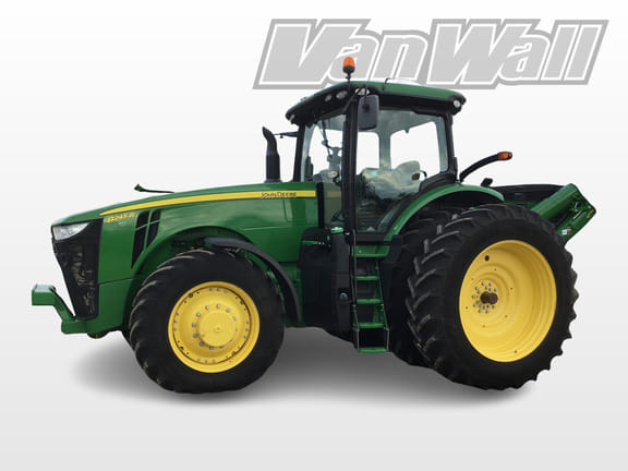 2014 John Deere 8245R Equipment Image0