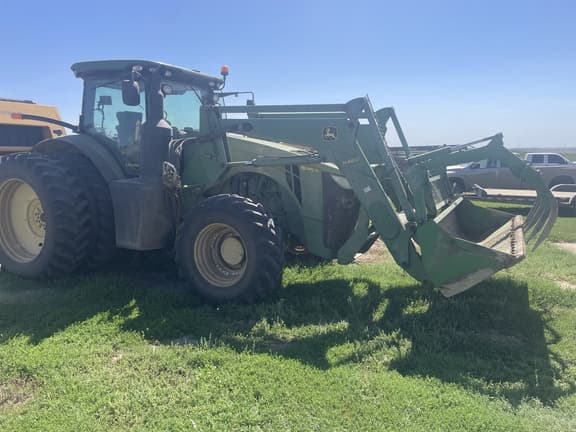 Image of John Deere 8245R equipment image 2