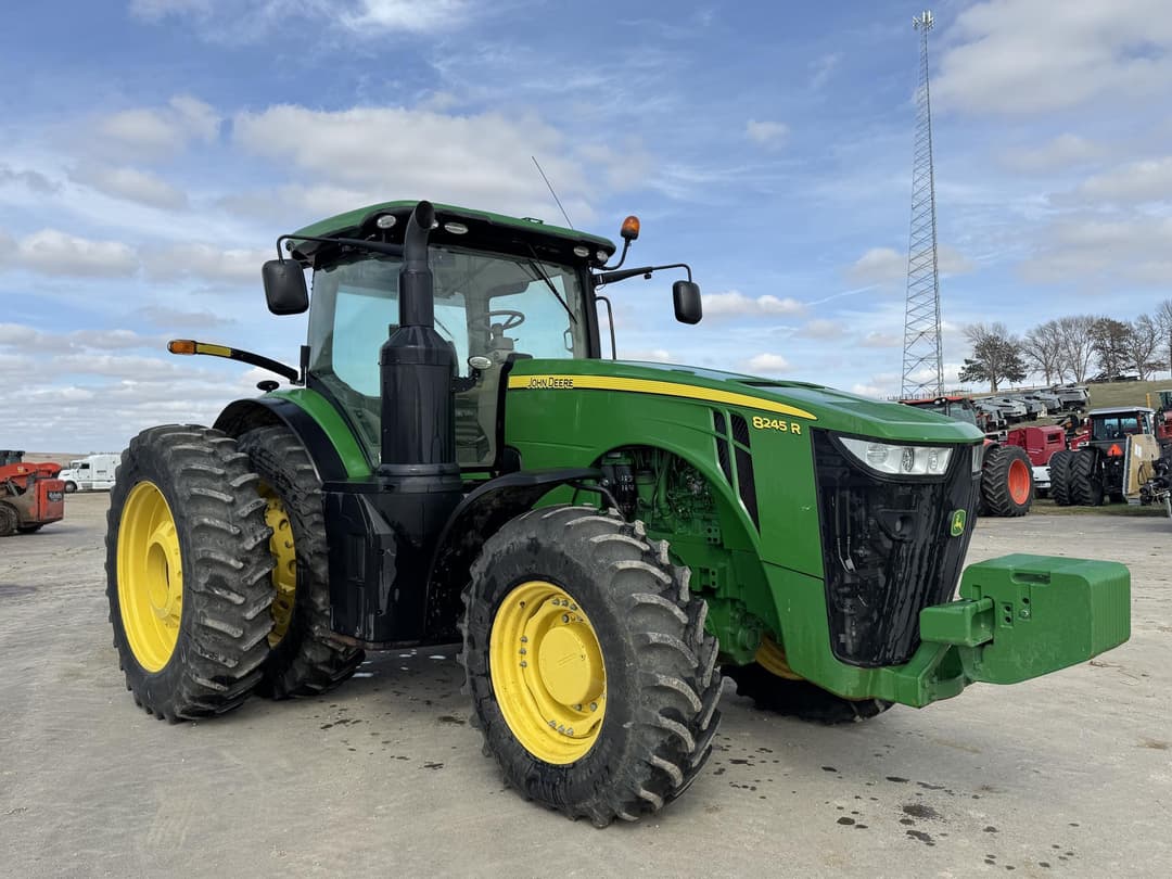 Image of John Deere 8245R Primary image