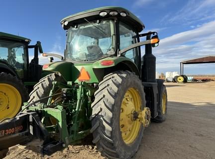 Image of John Deere 8245R equipment image 4