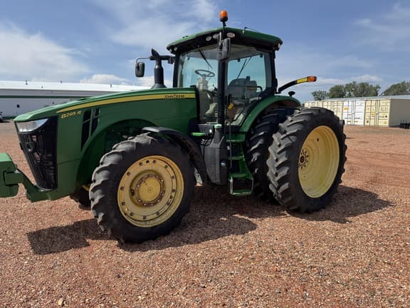 Image of John Deere 8295R equipment image 3