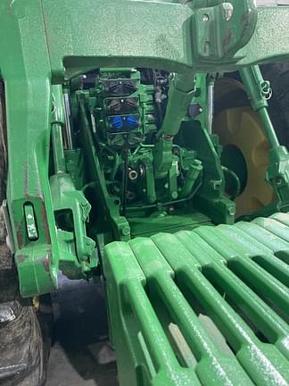 Image of John Deere 8295R equipment image 4