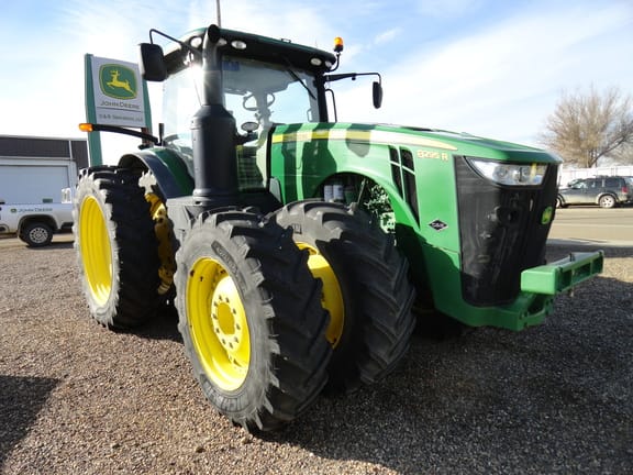 2014 John Deere 8295R Equipment Image0