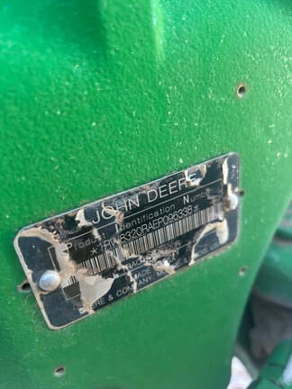 Image of John Deere 8320R equipment image 2