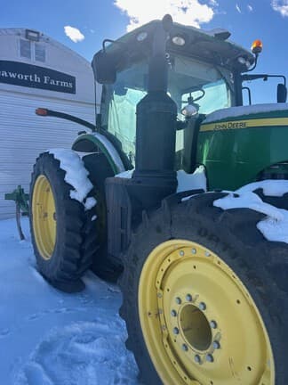 Image of John Deere 8320R equipment image 4
