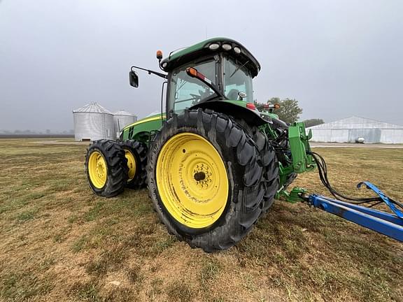 Image of John Deere 8320R equipment image 2