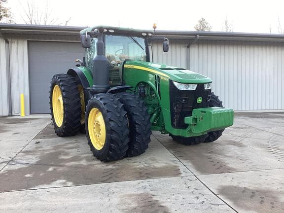 Image of John Deere 8320R equipment image 3