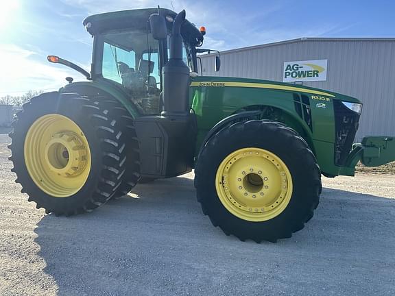 Image of John Deere 8320R equipment image 1