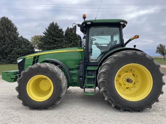 Image of John Deere 8345R equipment image 4