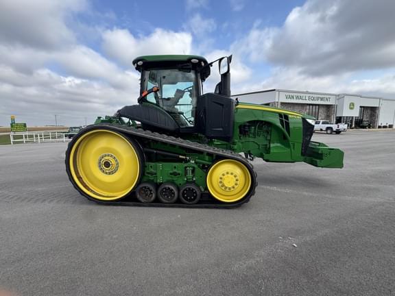 Image of John Deere 8370RT equipment image 4