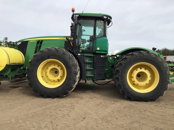 2014 John Deere 9410R Equipment Image0