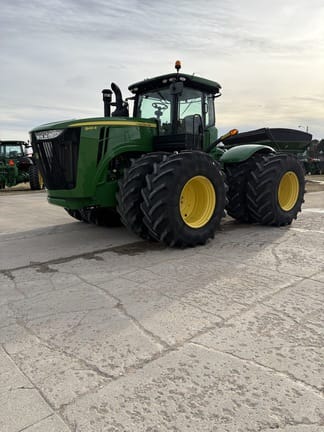 2014 John Deere 9410R Equipment Image0