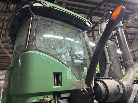 Image of John Deere 9460R equipment image 4