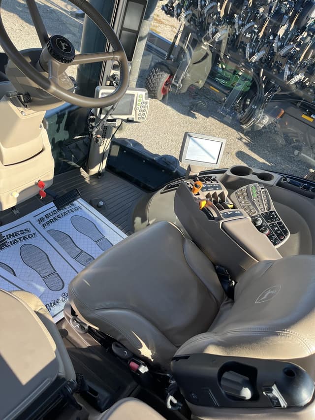 Image of John Deere 9460RT equipment image 4