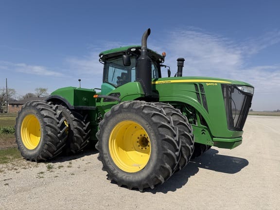 2014 John Deere 9470R Equipment Image0