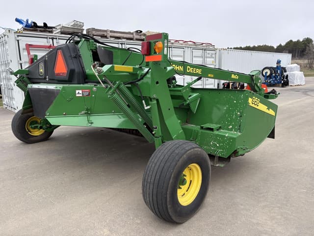 Image of John Deere 956 equipment image 2