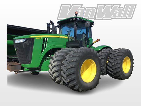 2014 John Deere 9560R Equipment Image0
