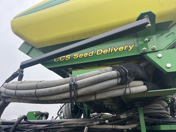 Image of John Deere DB60 equipment image 2