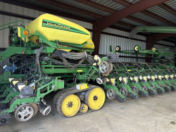 2014 John Deere DB80 Equipment Image0