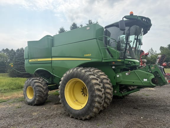 2014 John Deere S660 Equipment Image0