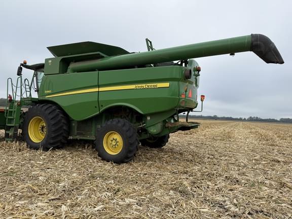 Image of John Deere S660 equipment image 2