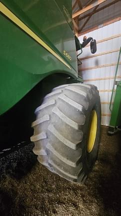 Image of John Deere S680 equipment image 3