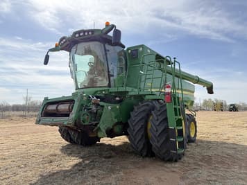 Main image John Deere S690